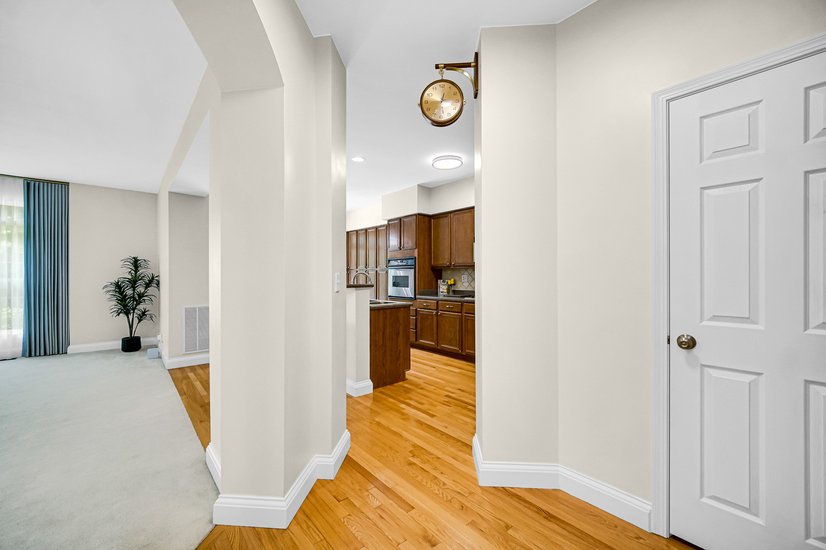 322 Montabello #322, Bloomingdale, IL 60108
