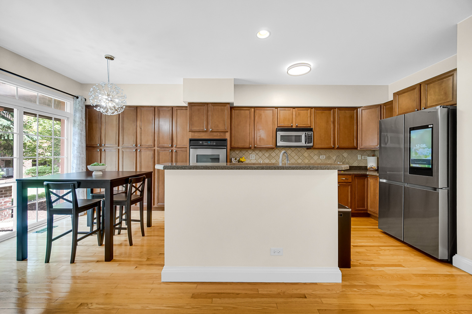 322 Montabello #322, Bloomingdale, IL 60108