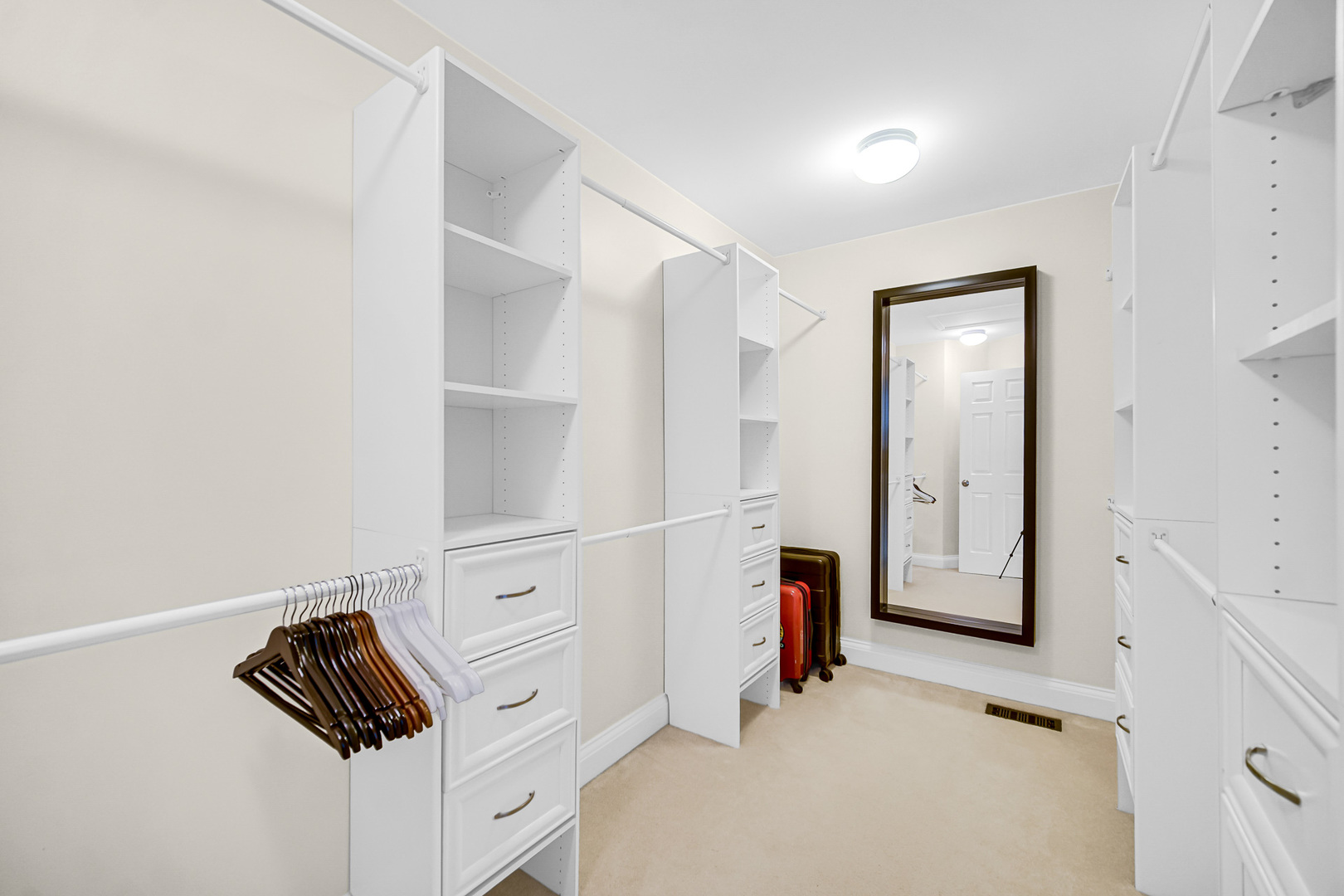 322 Montabello #322, Bloomingdale, IL 60108
