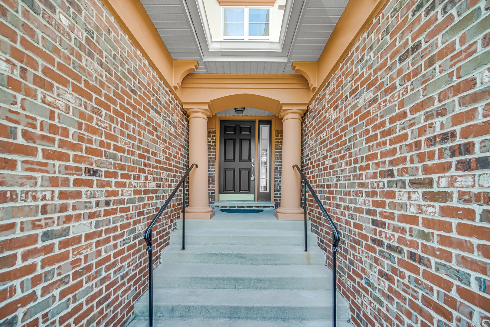 322 Montabello #322, Bloomingdale, IL 60108
