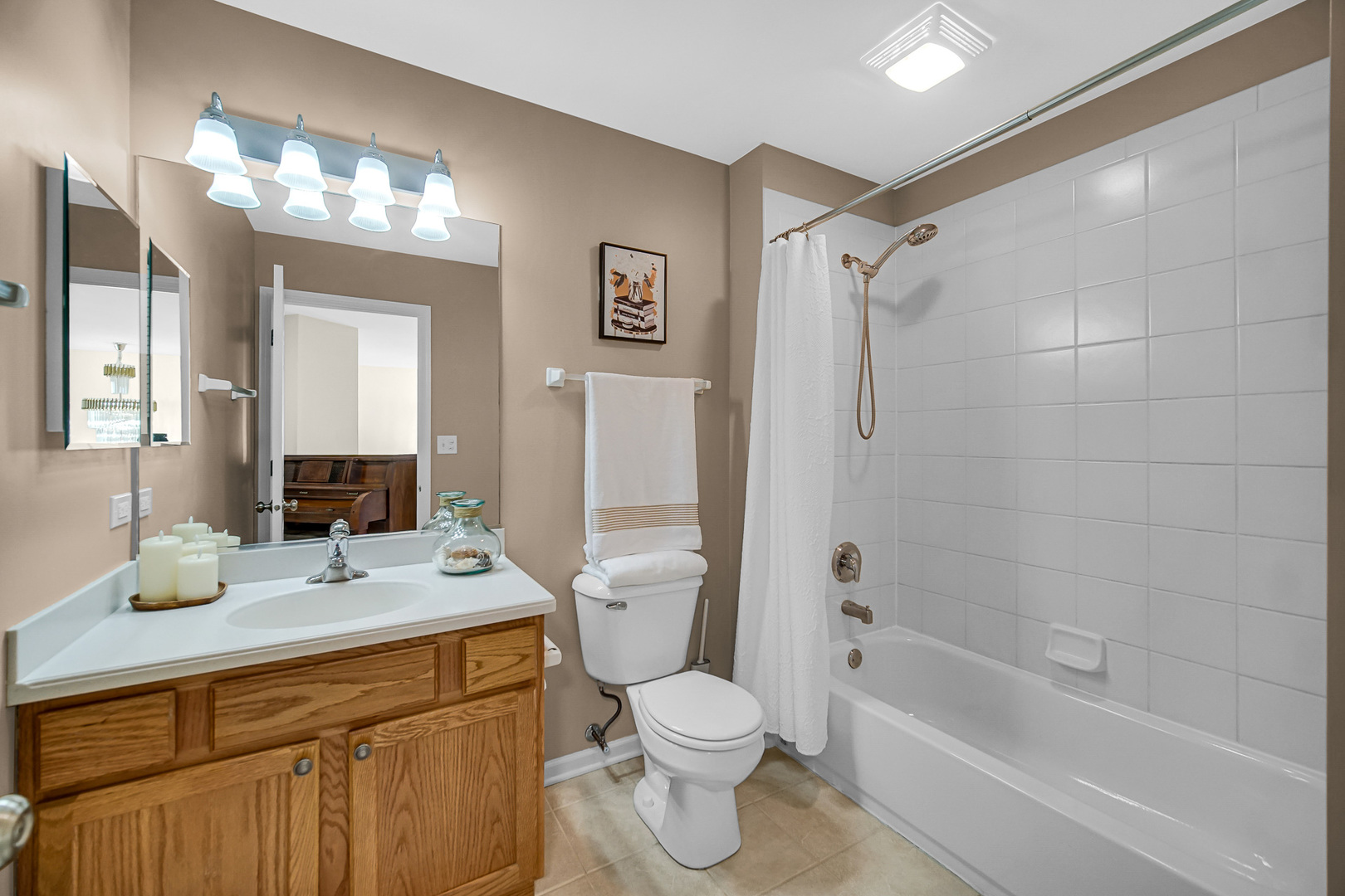 322 Montabello #322, Bloomingdale, IL 60108