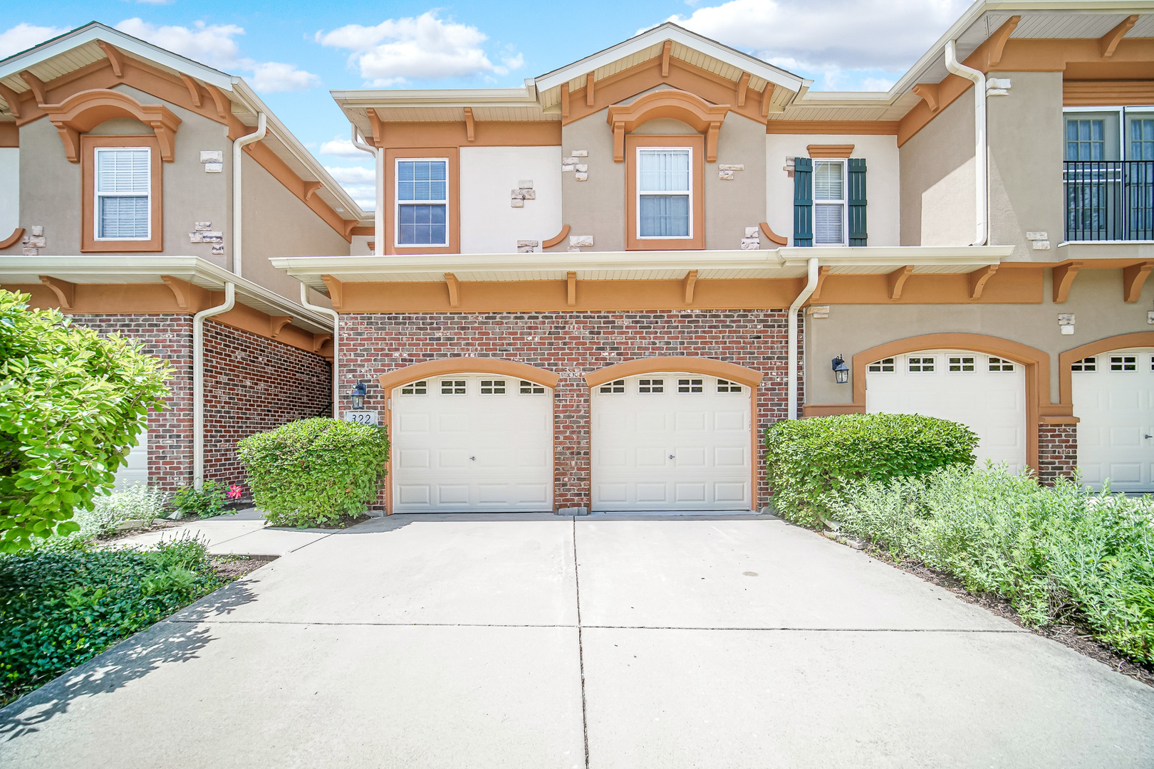 322 Montabello #322, Bloomingdale, IL 60108