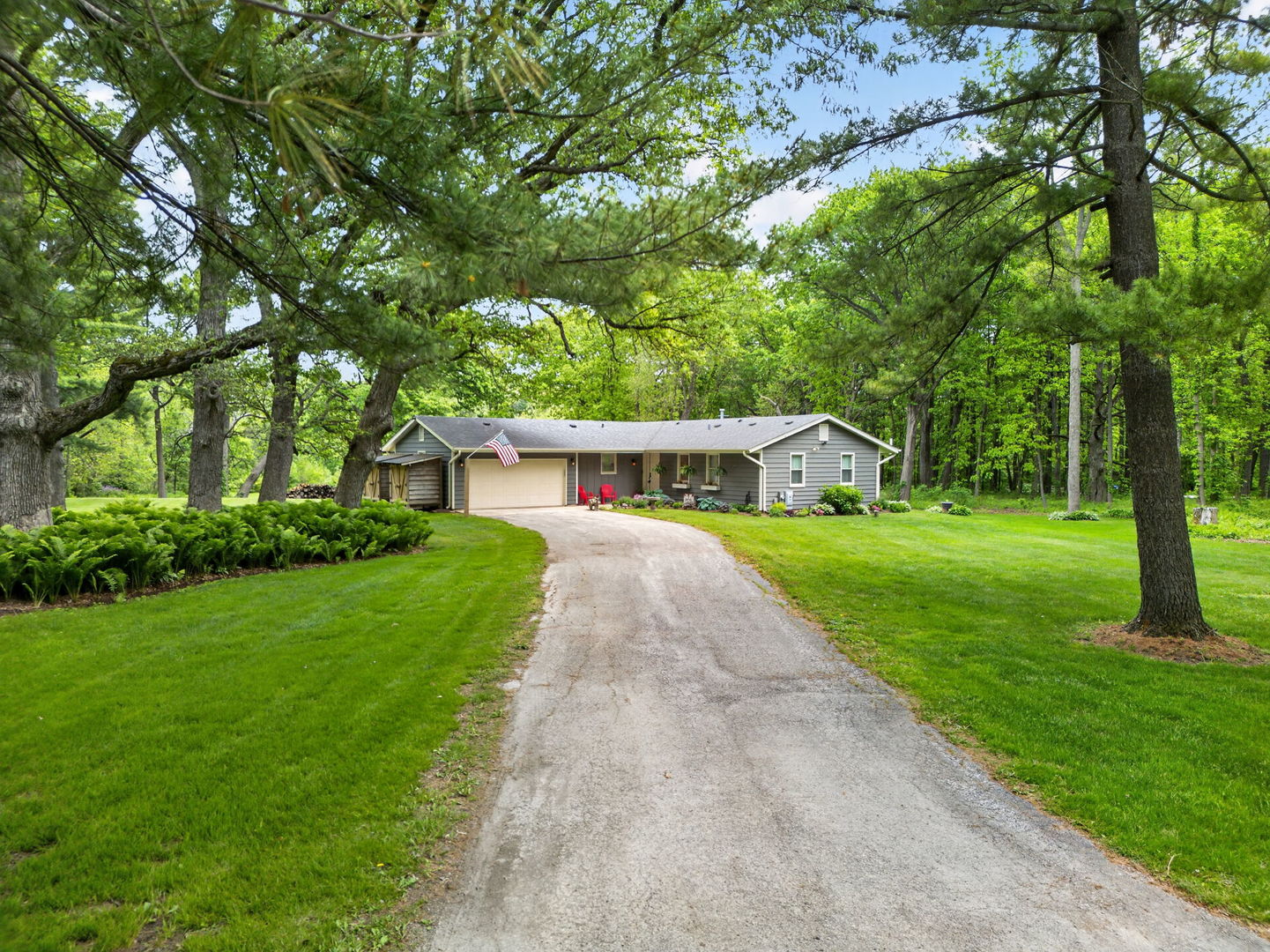 43W239 Hazelwood Trail, St. Charles, IL 60175