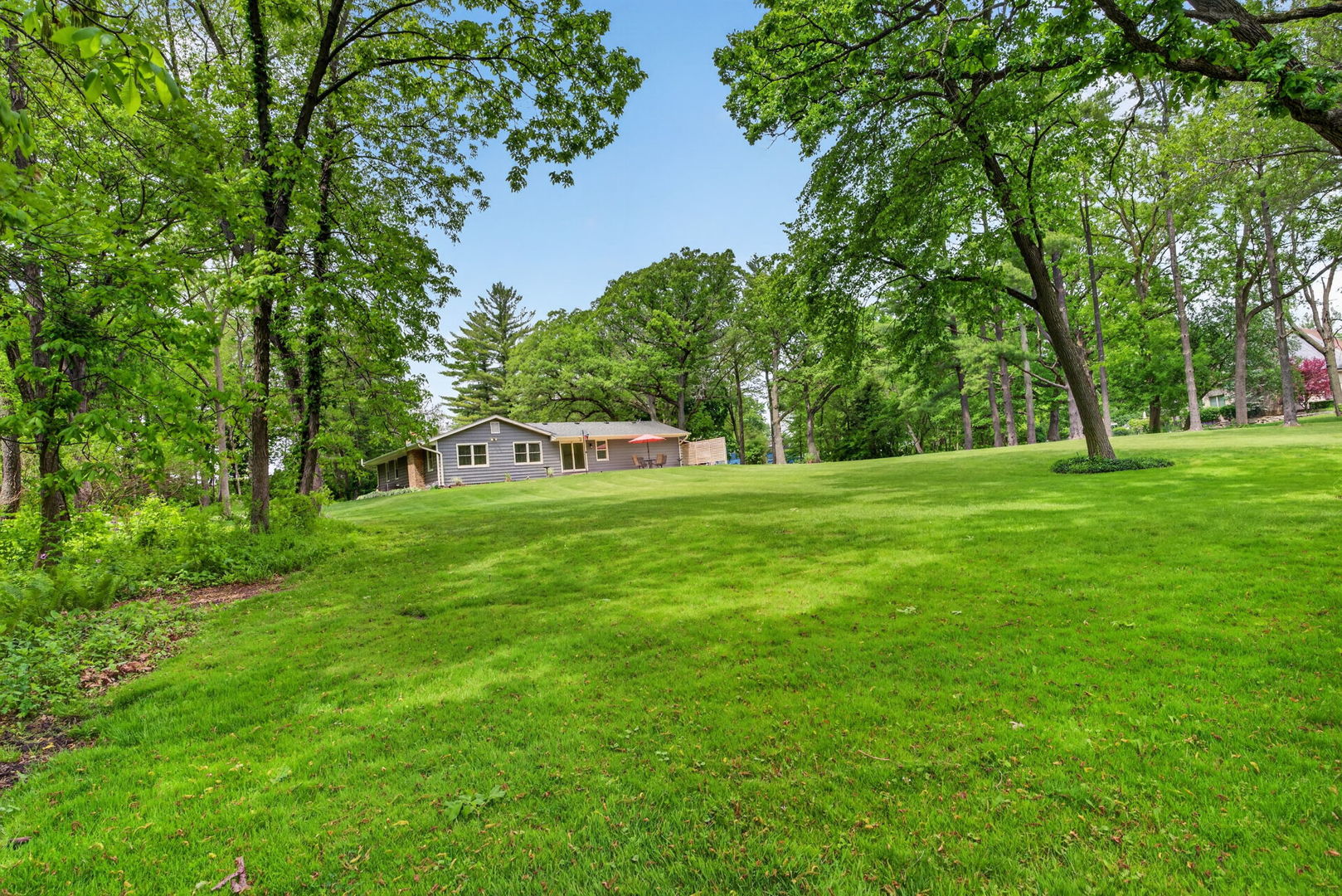 43W239 Hazelwood Trail, St. Charles, IL 60175