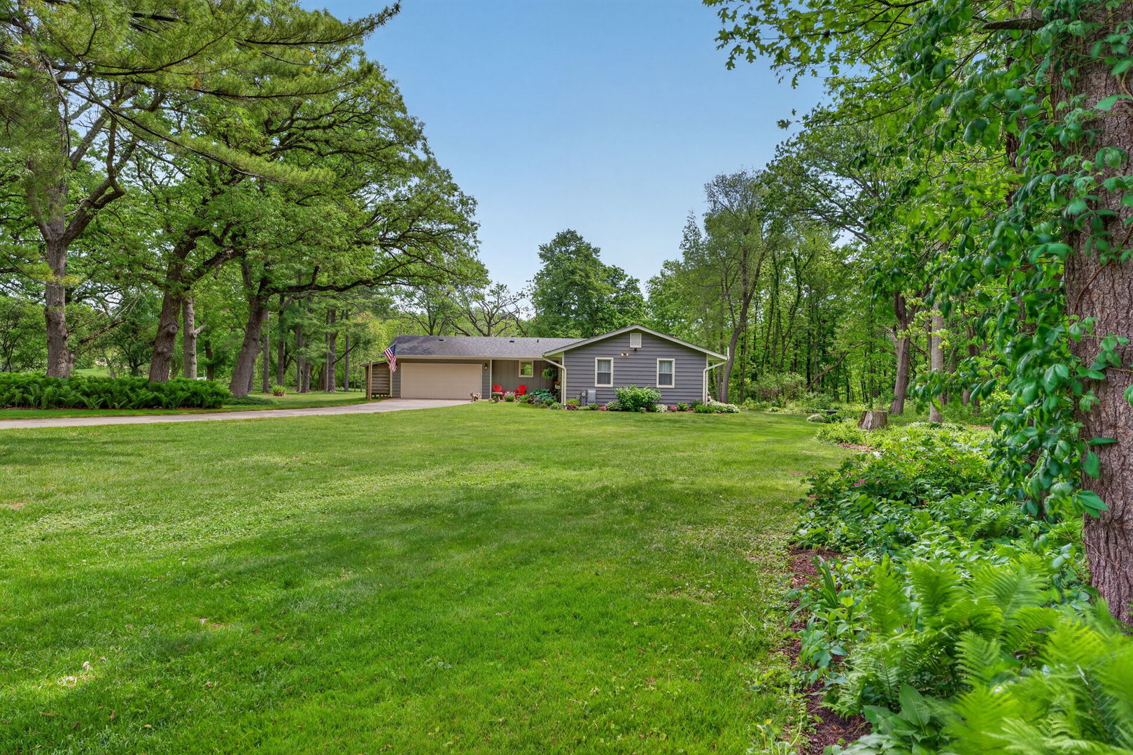 43W239 Hazelwood Trail, St. Charles, IL 60175