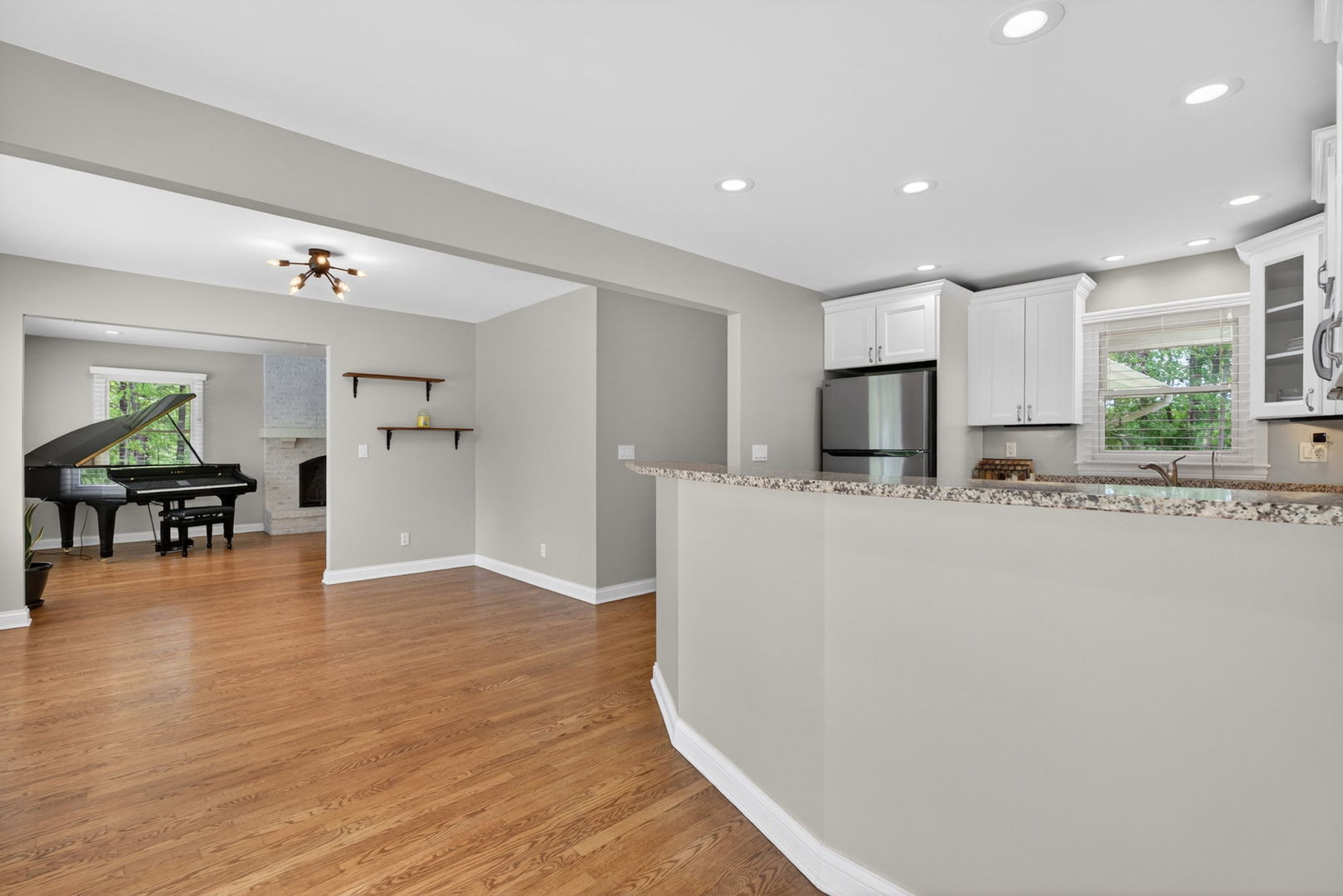 43W239 Hazelwood Trail, St. Charles, IL 60175
