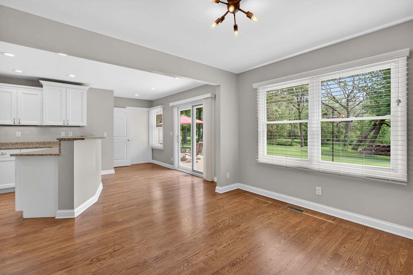 43W239 Hazelwood Trail, St. Charles, IL 60175