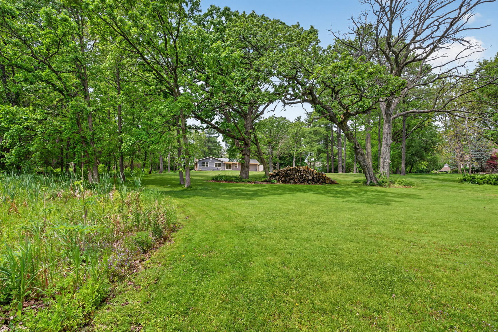43W239 Hazelwood Trail, St. Charles, IL 60175