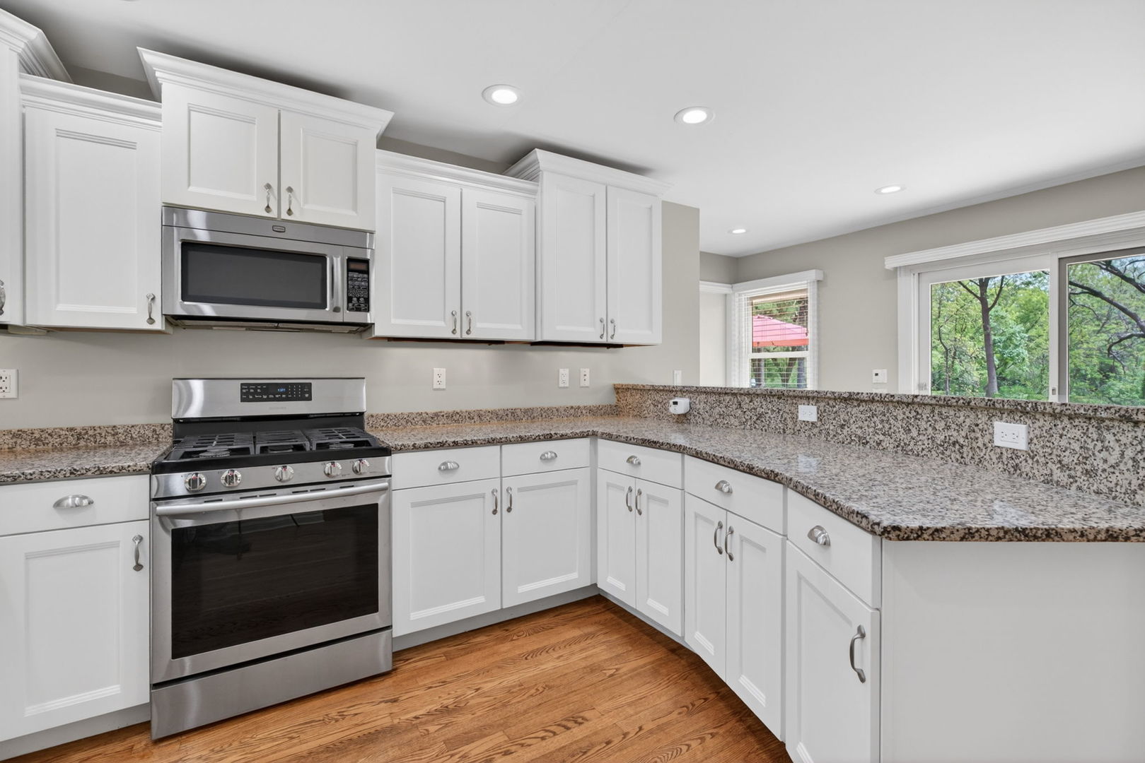 43W239 Hazelwood Trail, St. Charles, IL 60175