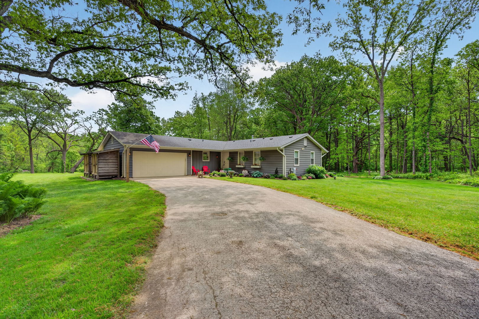 43W239 Hazelwood Trail, St. Charles, IL 60175