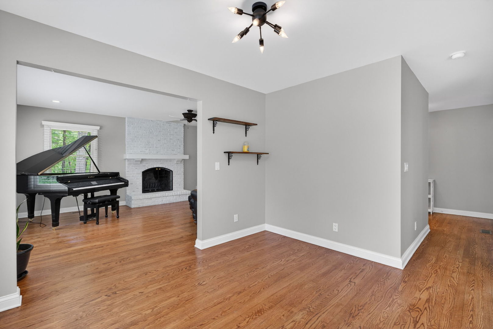 43W239 Hazelwood Trail, St. Charles, IL 60175