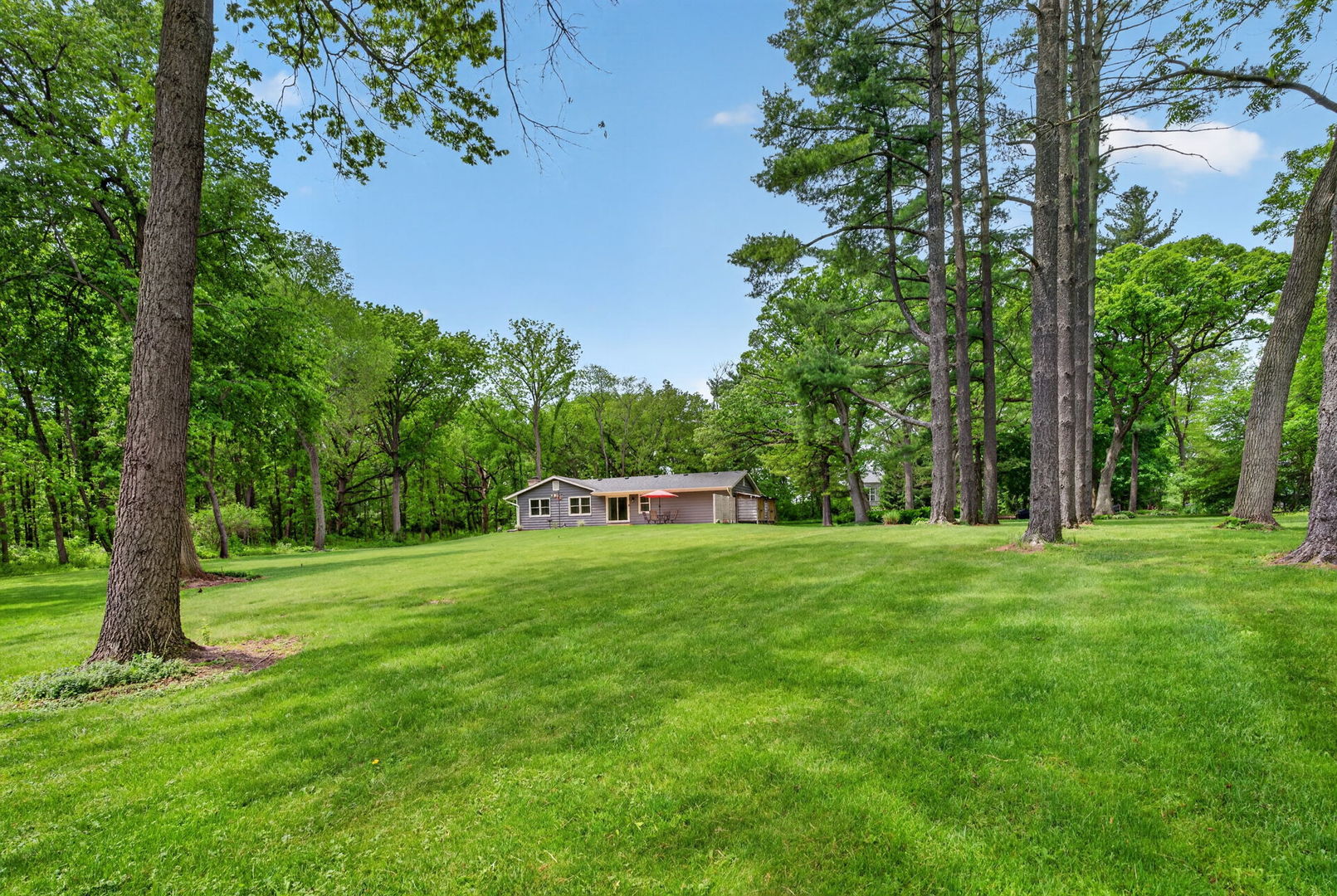 43W239 Hazelwood Trail, St. Charles, IL 60175