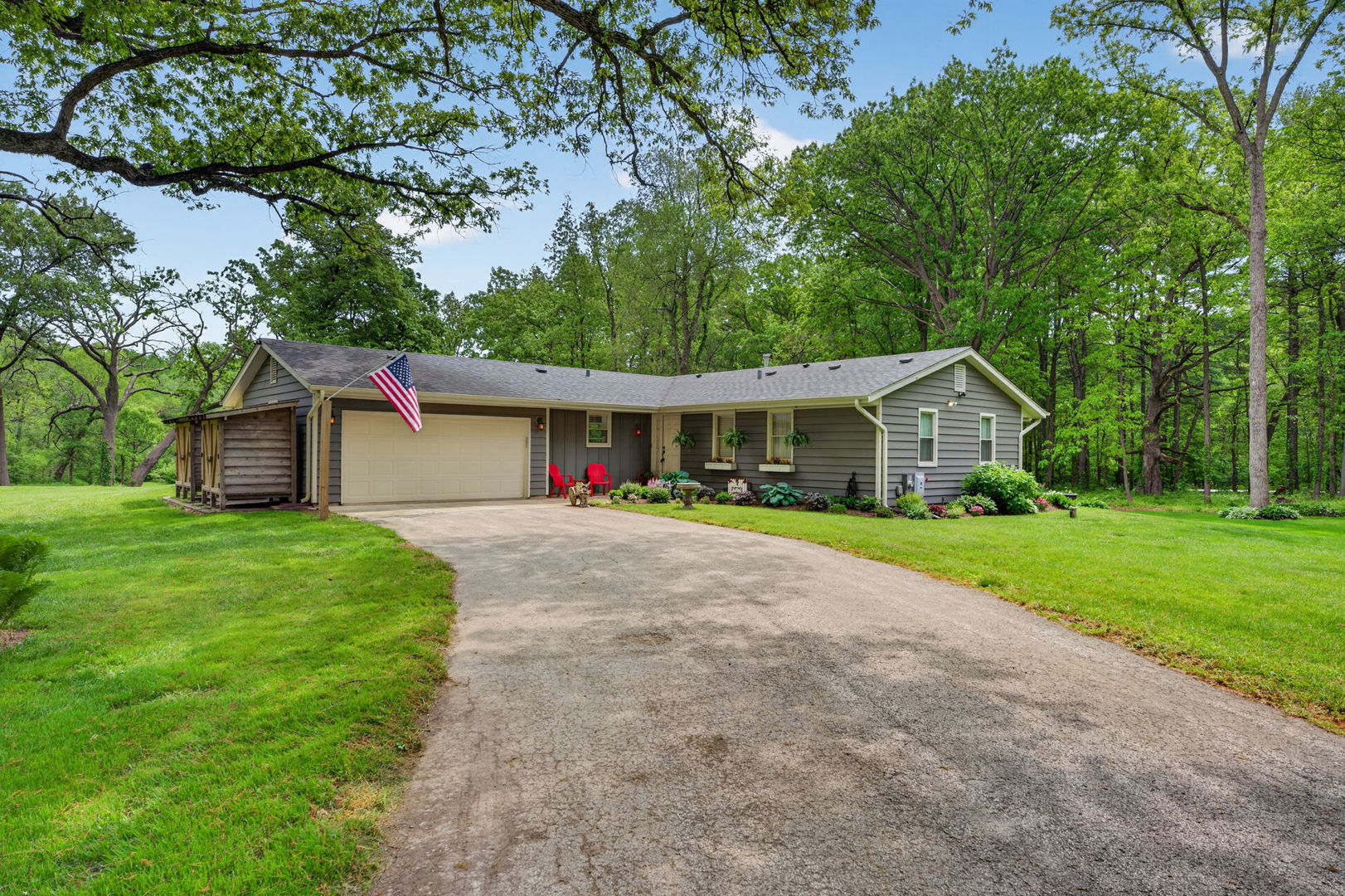 43W239 Hazelwood Trail, St. Charles, IL 60175