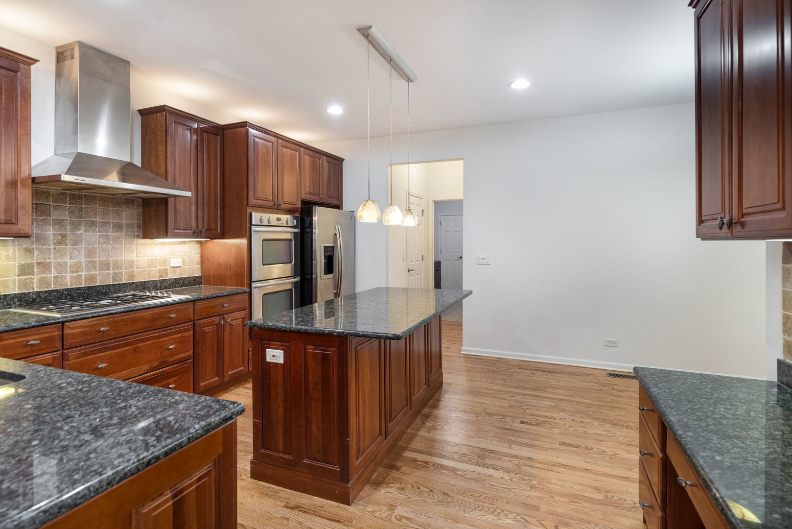494 W Fontenay Way, Palatine, IL 60067