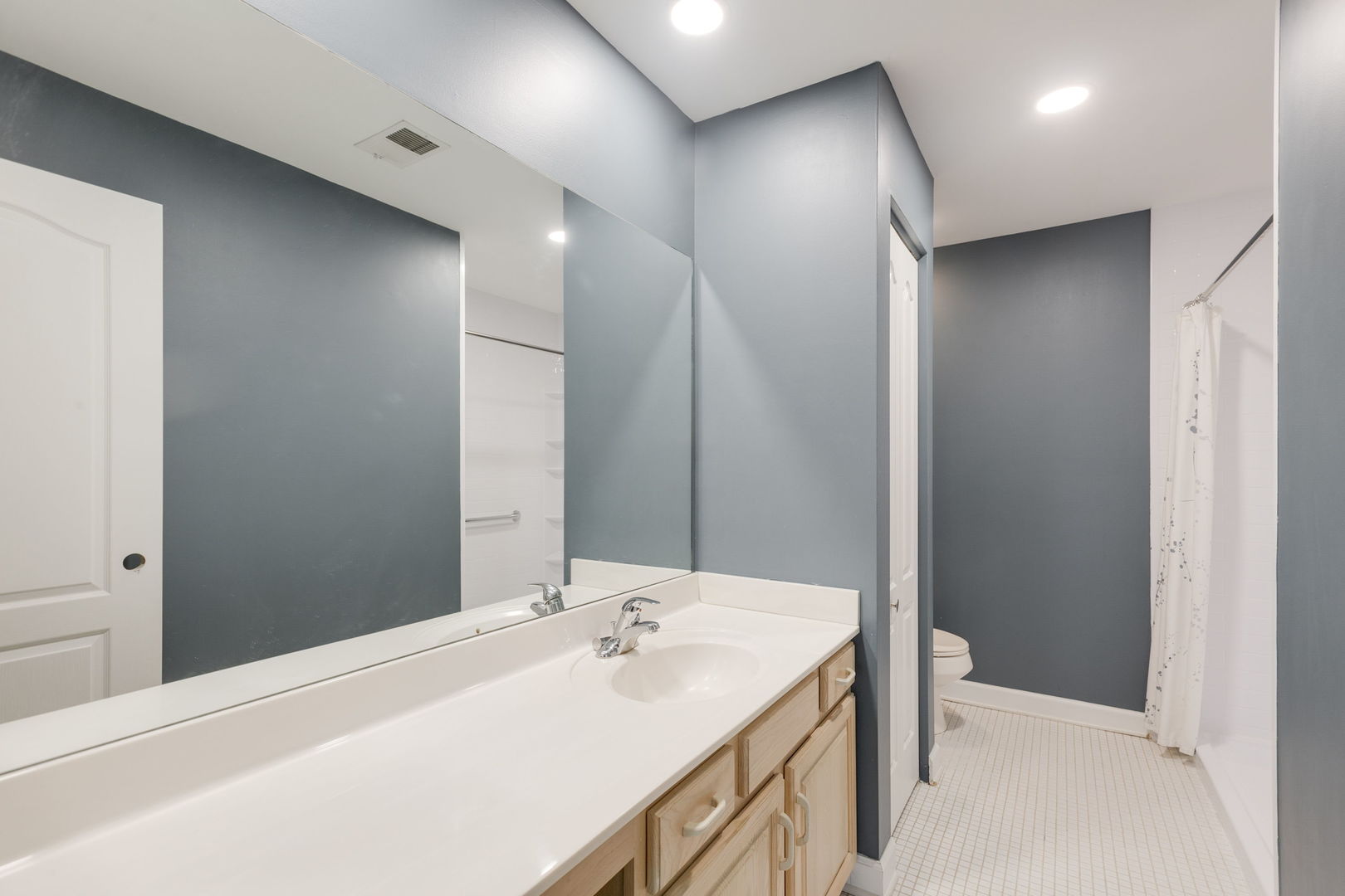 1742 W Orchard Place #1742, Arlington Heights, IL 60005