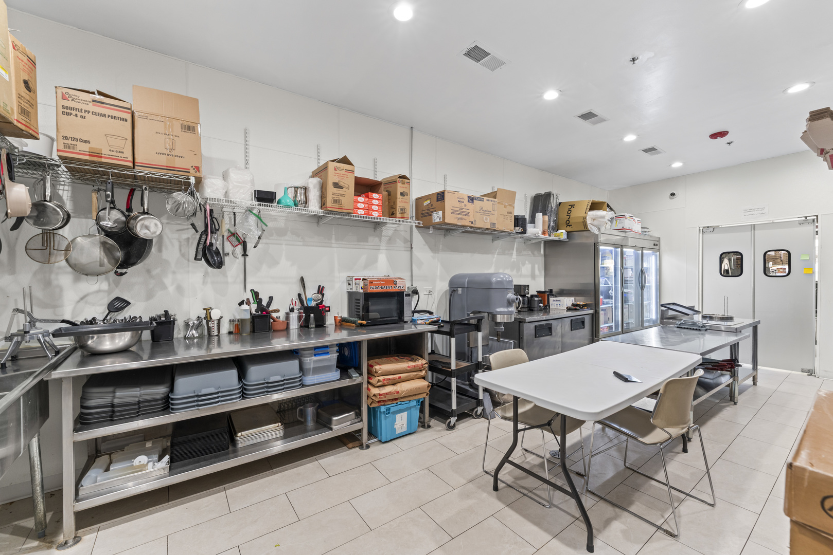 8711 W 95 Street, Hickory Hills, IL 60457