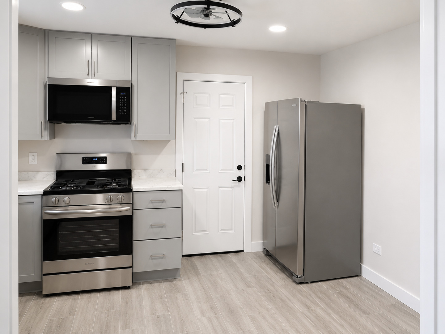 701 W 46th Street, Chicago, IL 60609