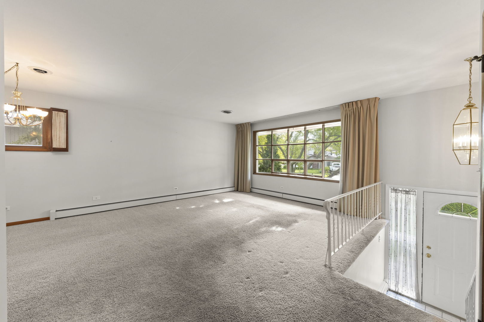 6118 Lyman Avenue, Downers Grove, IL 60516
