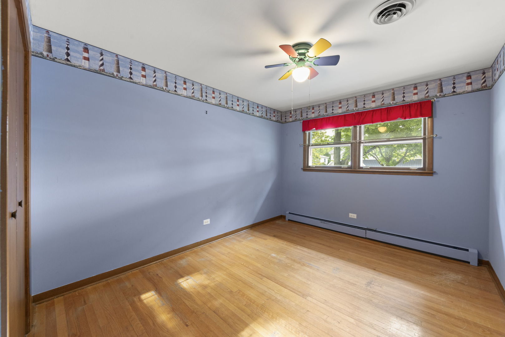 6118 Lyman Avenue, Downers Grove, IL 60516
