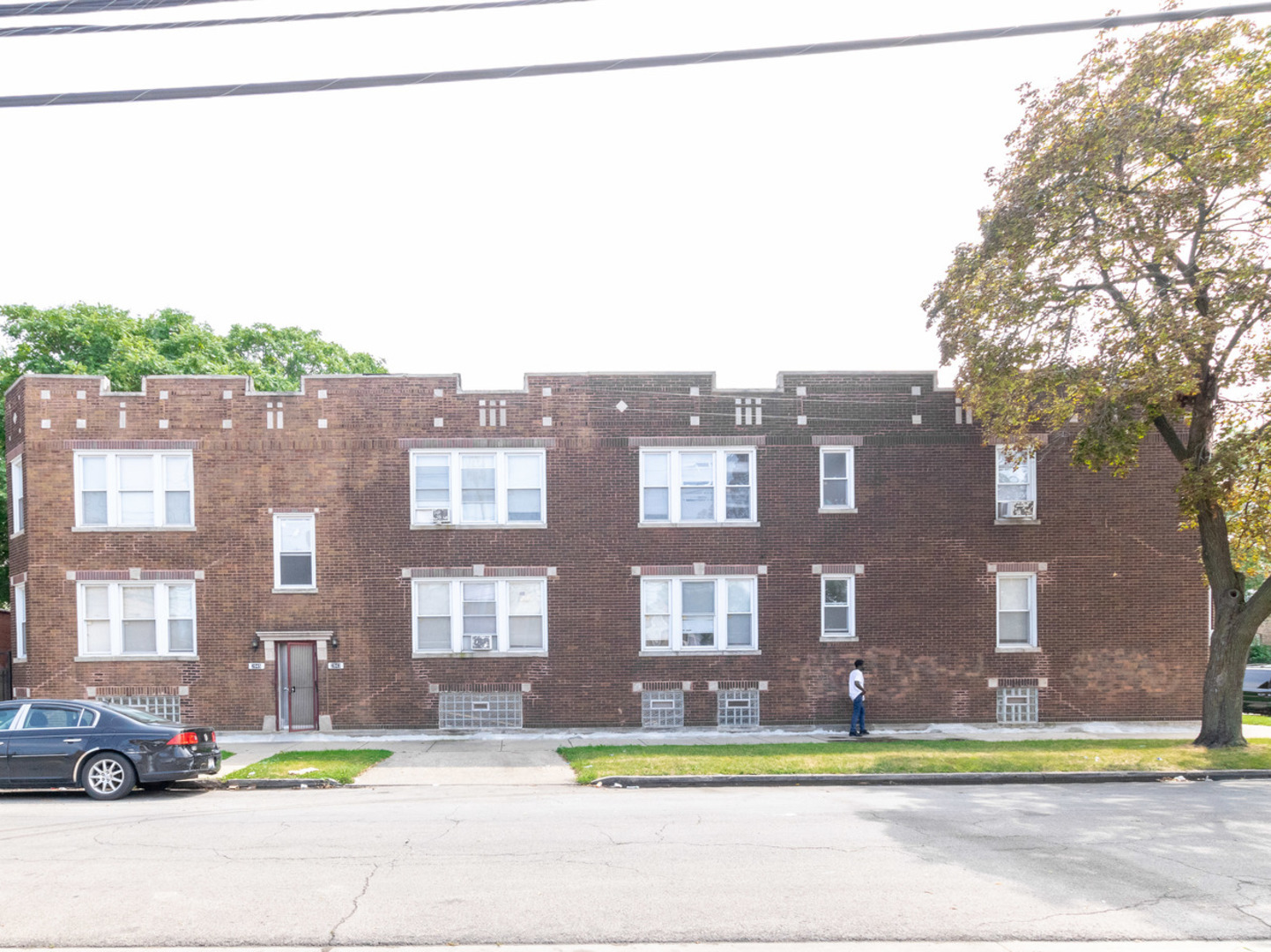 8001 S Exchange Avenue, Chicago, IL 60617