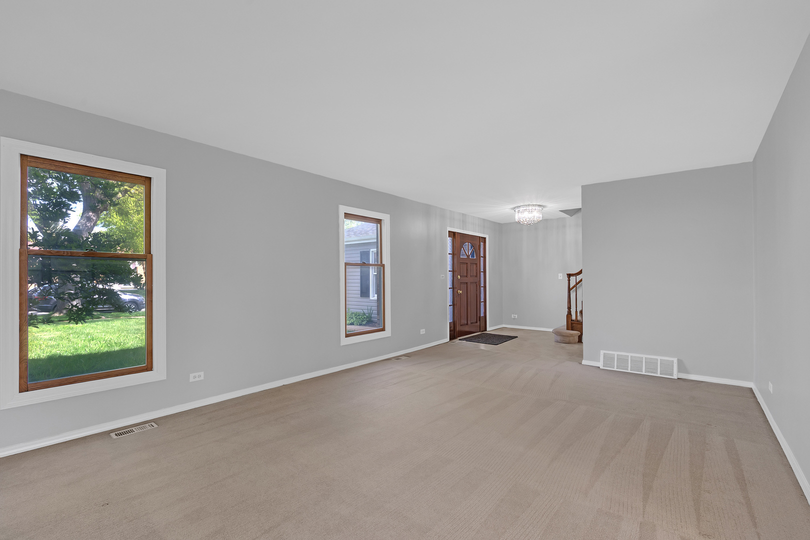 1032 Apple Lane, Lombard, IL 60148