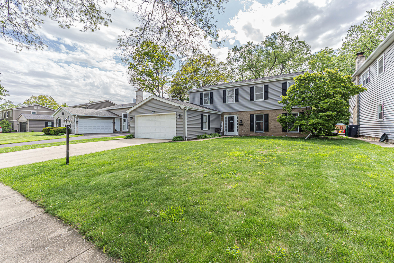1032 Apple Lane, Lombard, IL 60148