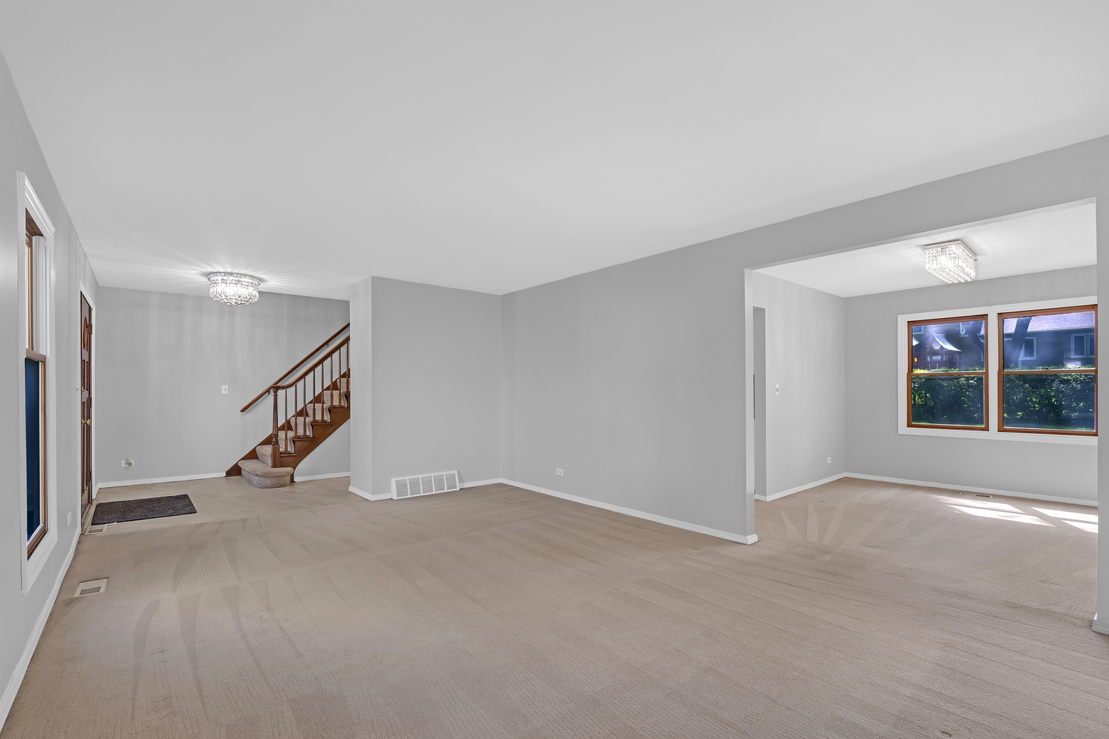 1032 Apple Lane, Lombard, IL 60148