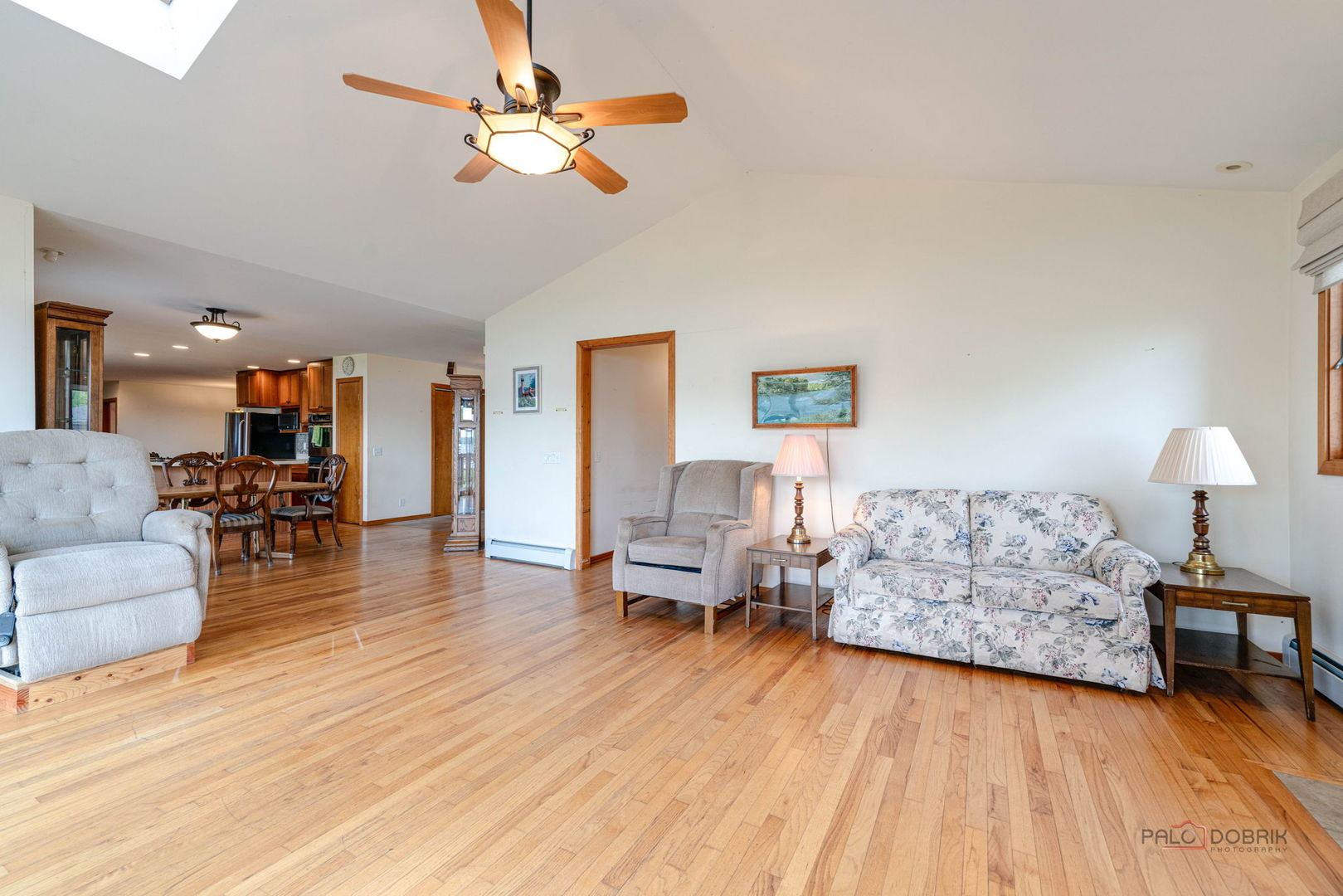4226 N Riverdale Drive, McHenry, IL 60051