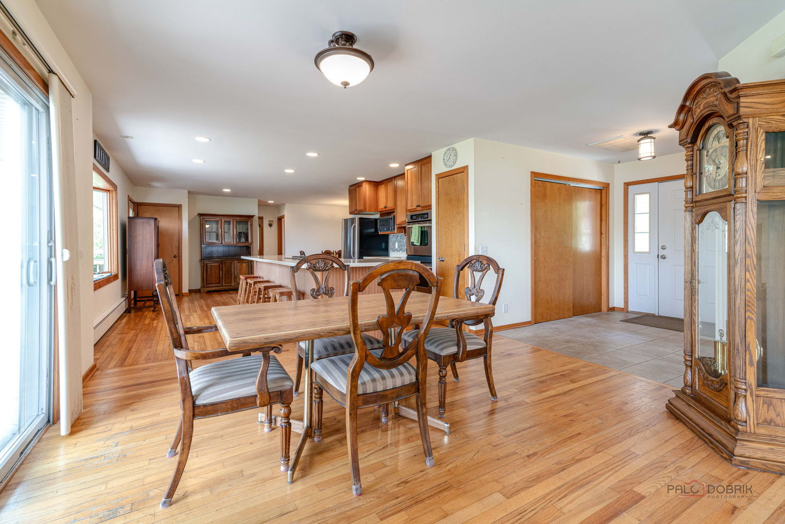 4226 N Riverdale Drive, McHenry, IL 60051