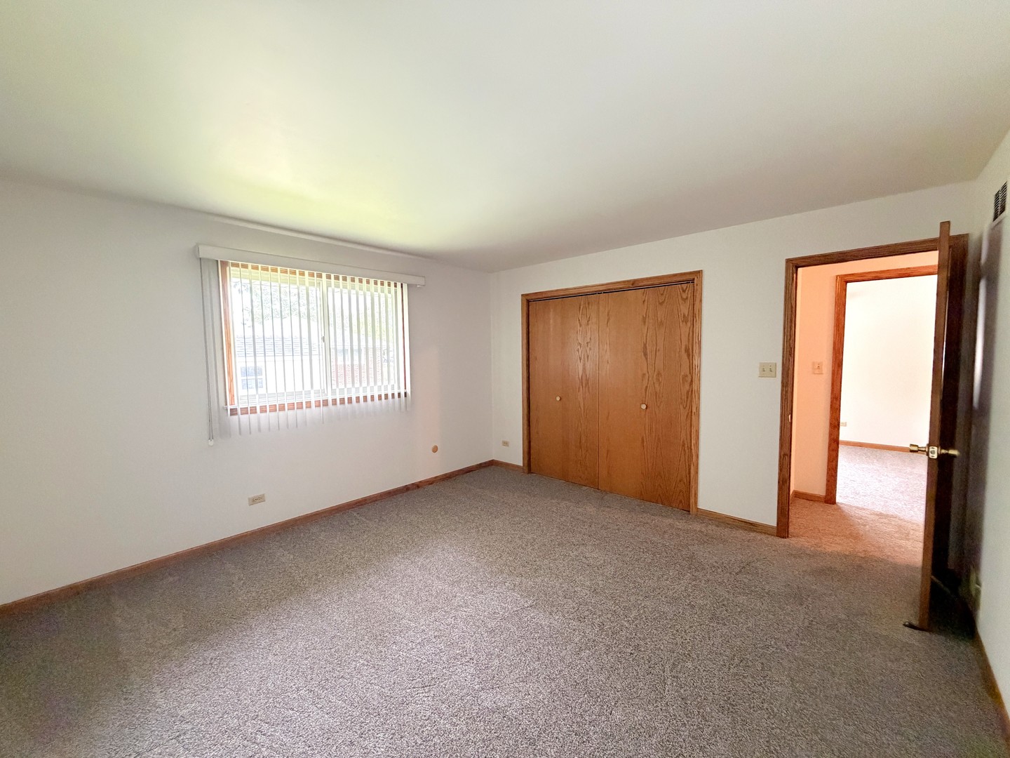 901 Lark Street, Peotone, IL 60468
