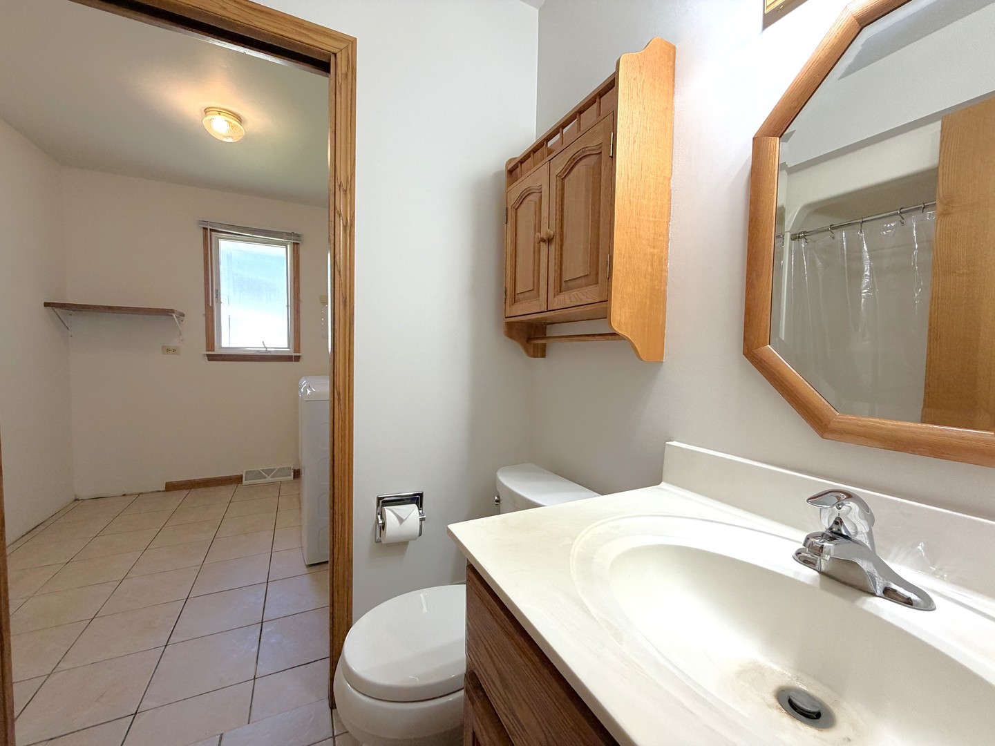 901 Lark Street, Peotone, IL 60468