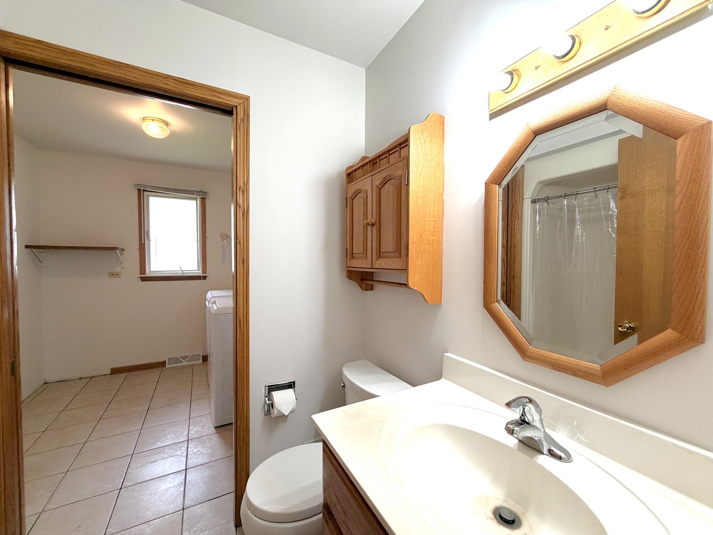 901 Lark Street, Peotone, IL 60468