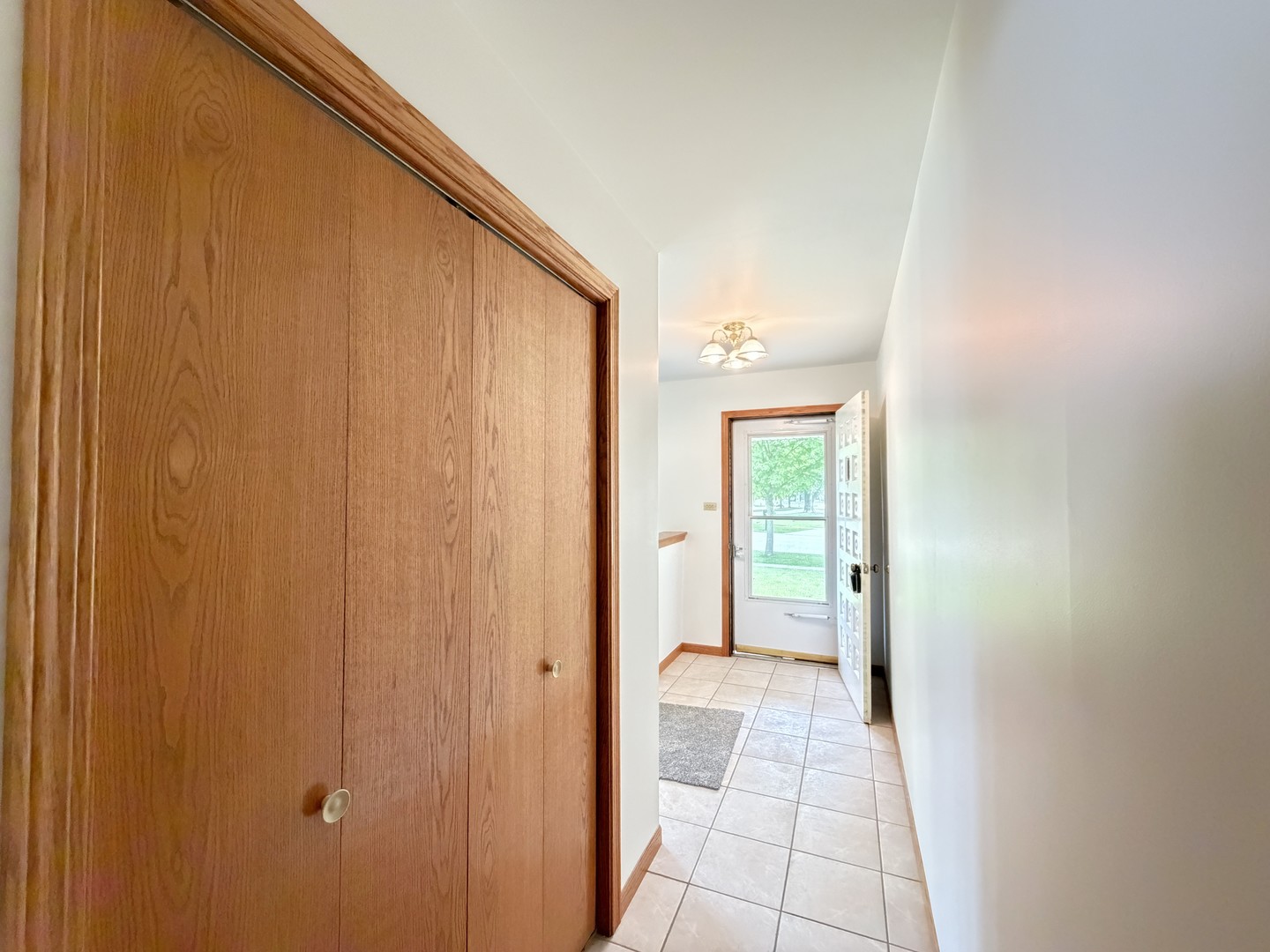 901 Lark Street, Peotone, IL 60468