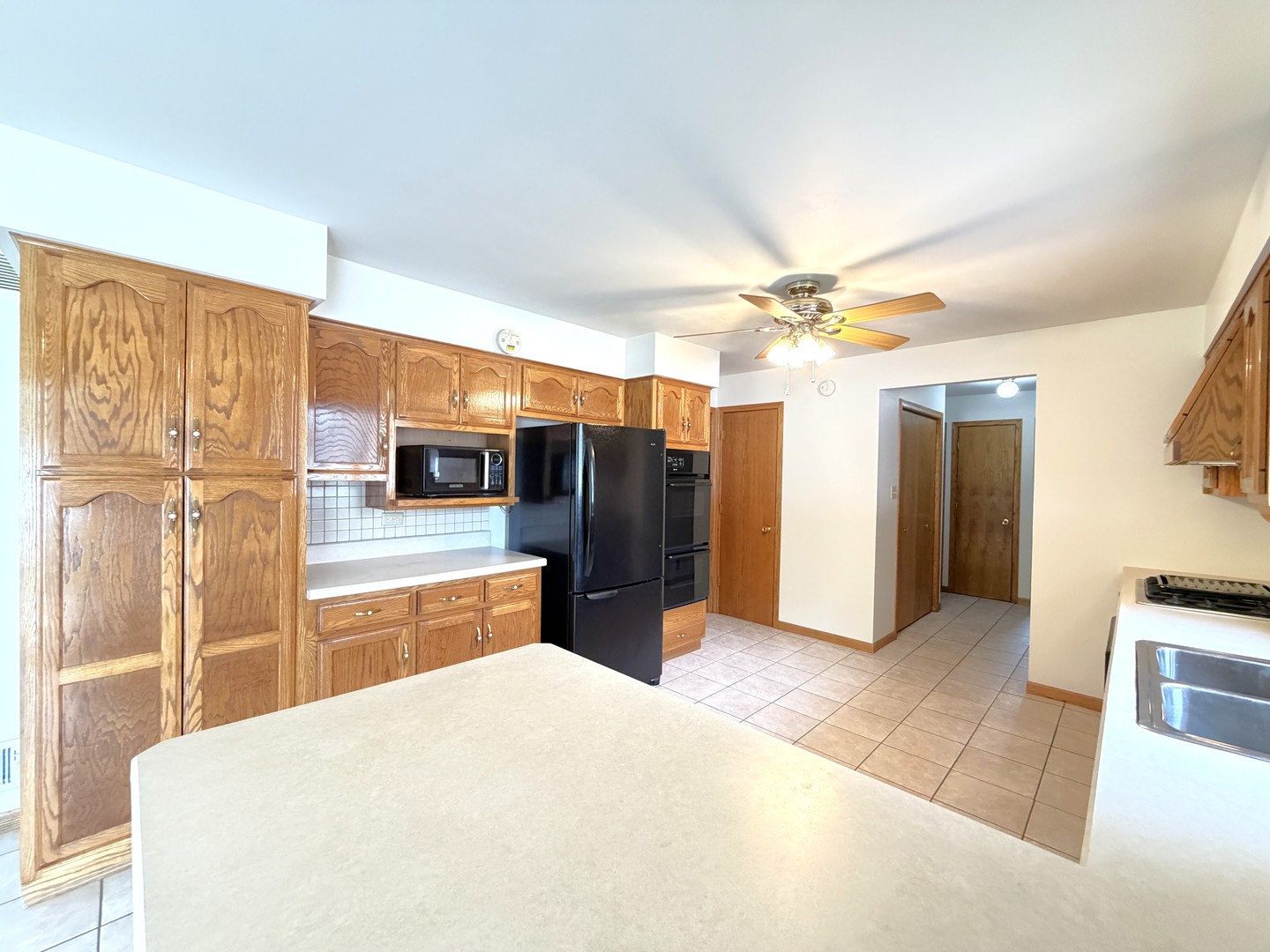 901 Lark Street, Peotone, IL 60468