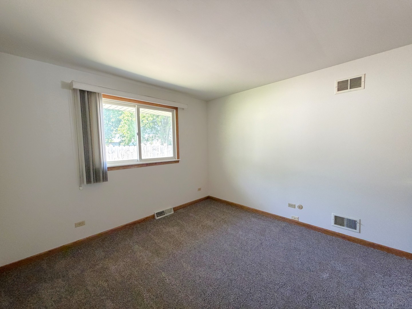 901 Lark Street, Peotone, IL 60468