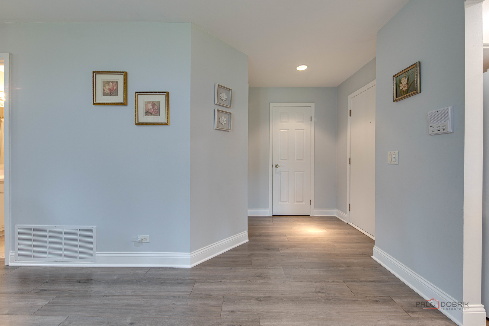 136 Wolcott Court #O2, Schaumburg, IL 60193