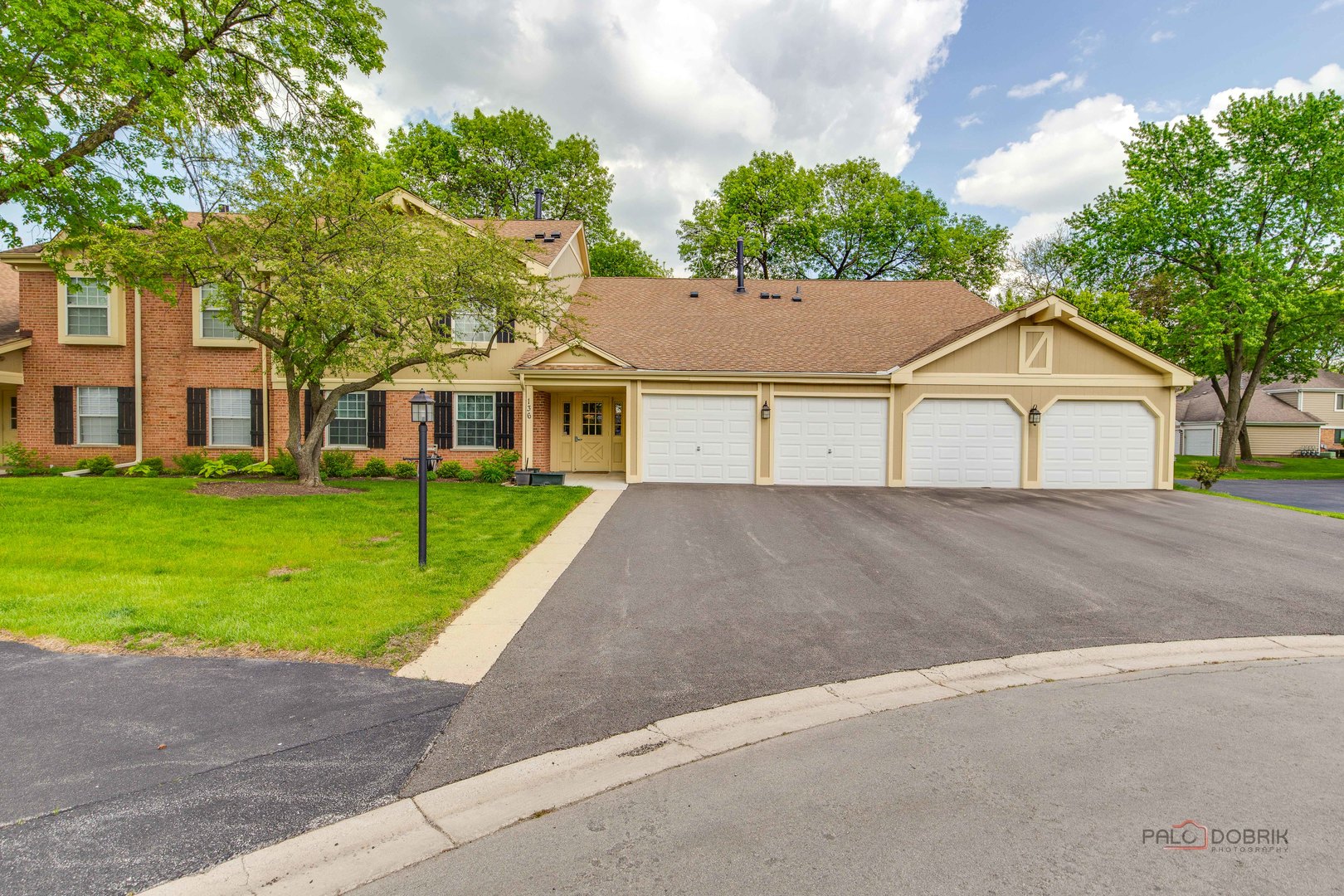 136 Wolcott Court #O2, Schaumburg, IL 60193