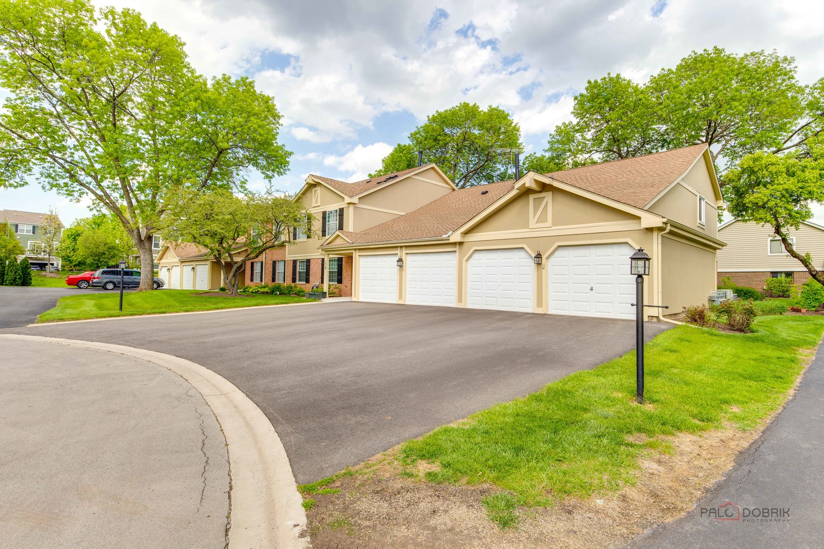 136 Wolcott Court #O2, Schaumburg, IL 60193