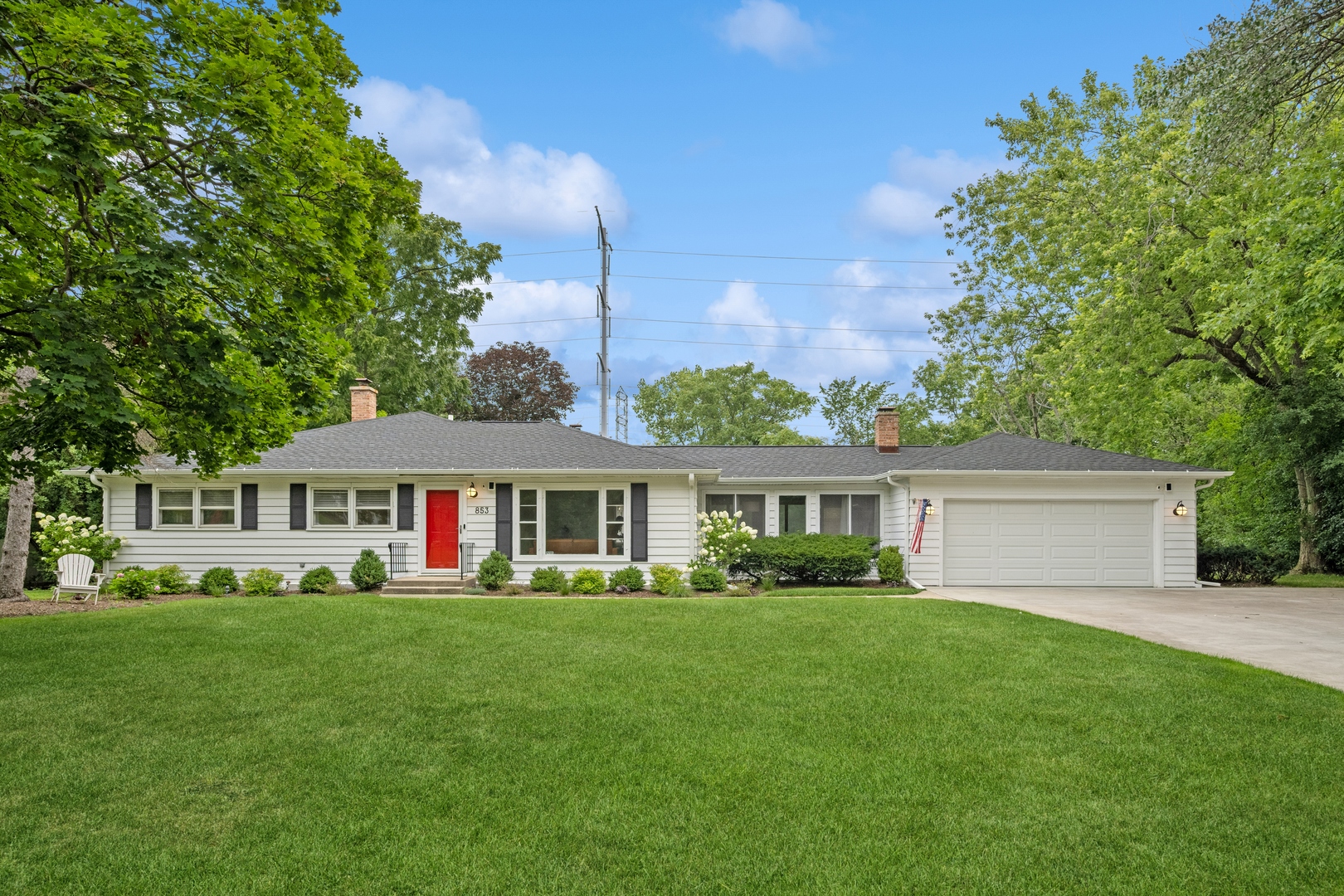 853 Happ Road, Northfield, IL 60093