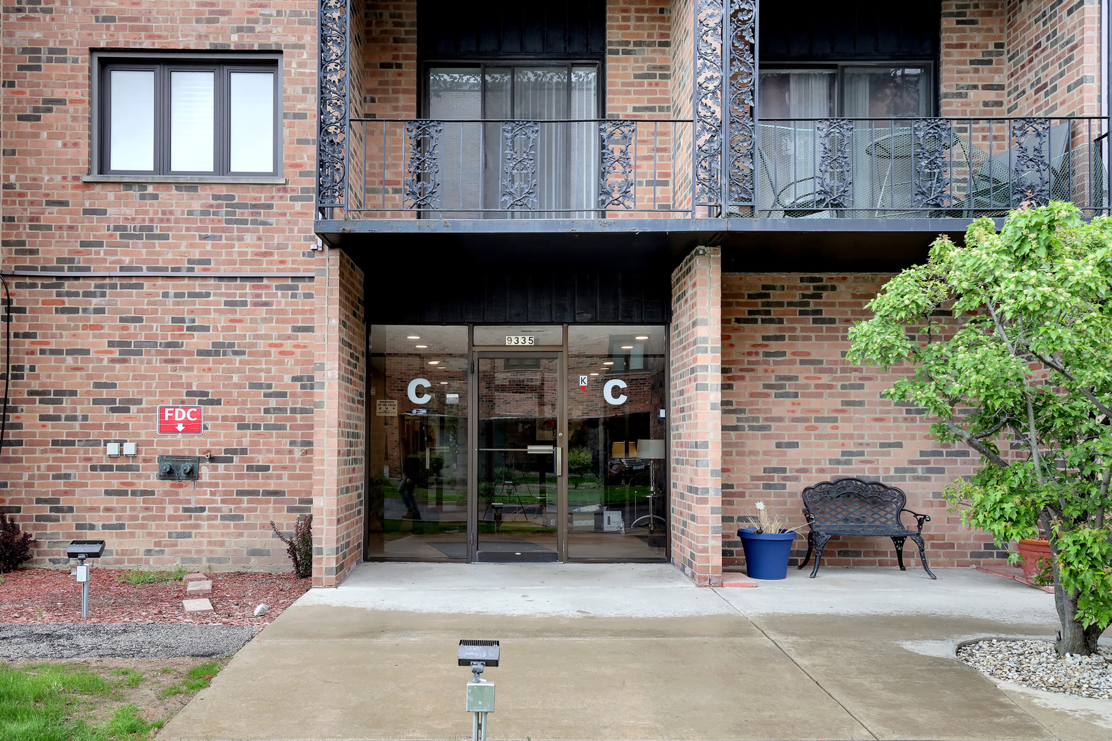 9335 LANDINGS Lane #307, Des Plaines, IL 60016