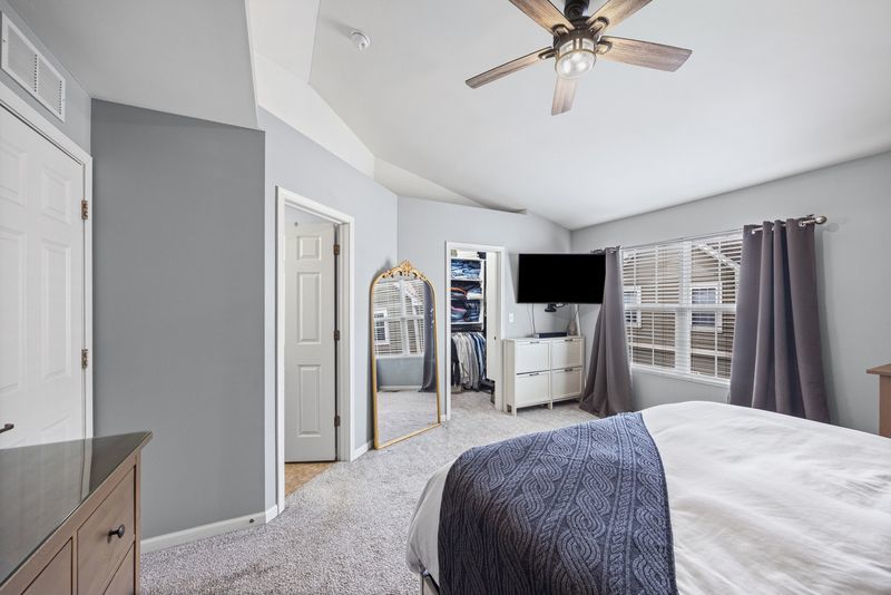 55 Grace Court #8-27, Lemont, IL 60439