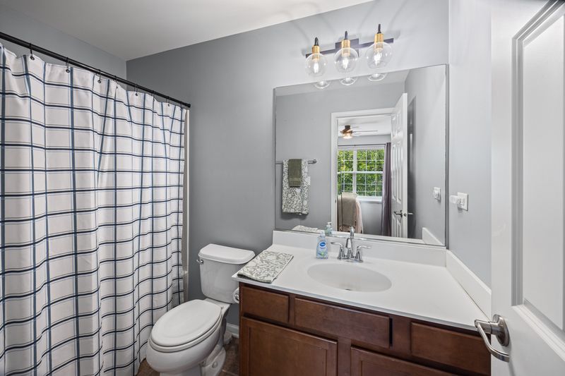 55 Grace Court #8-27, Lemont, IL 60439