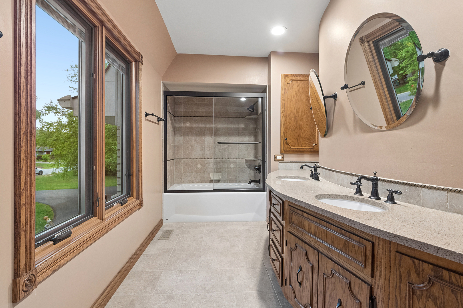 8002 W 127th Street, Palos Park, IL 60464