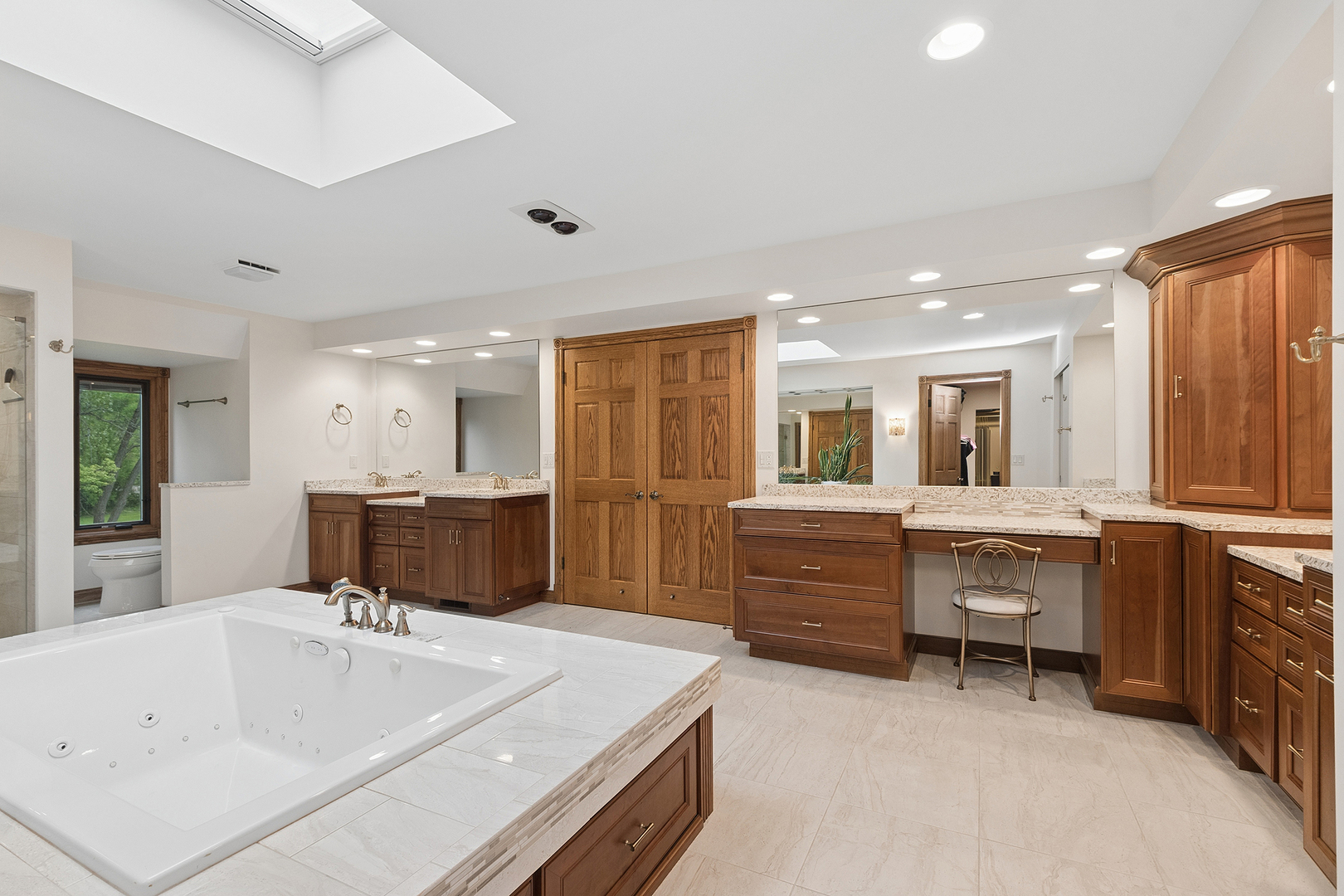 8002 W 127th Street, Palos Park, IL 60464