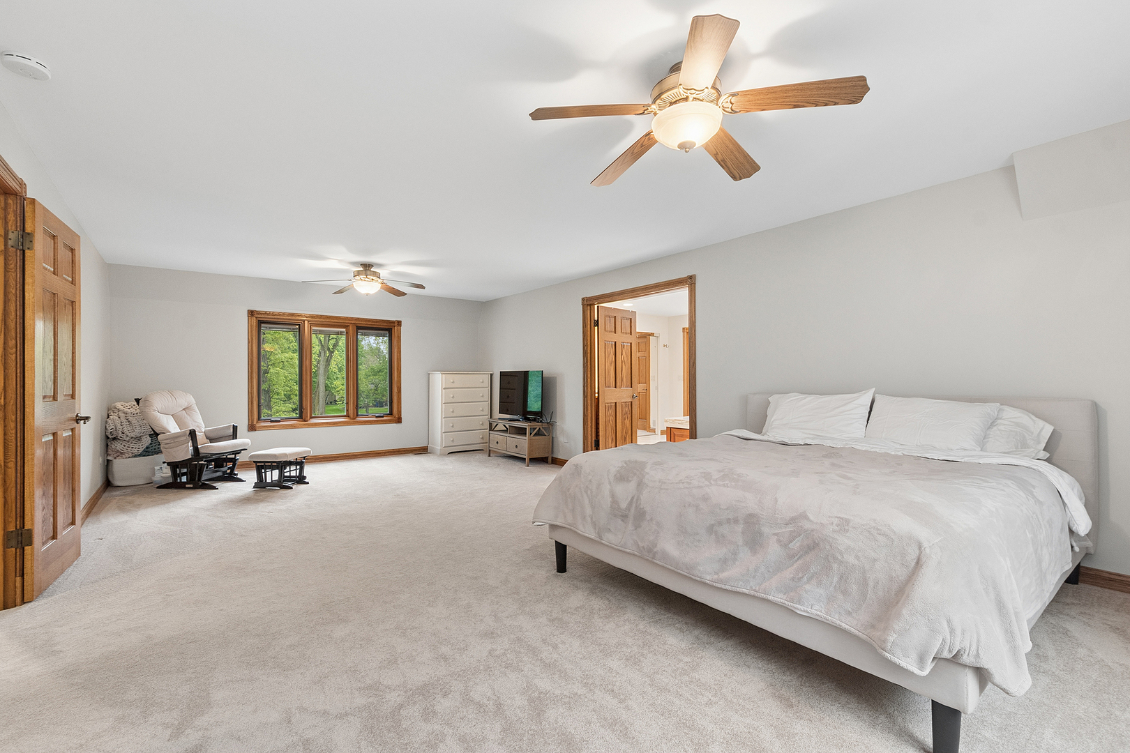 8002 W 127th Street, Palos Park, IL 60464