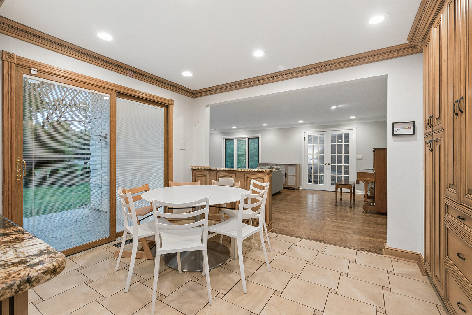 8002 W 127th Street, Palos Park, IL 60464