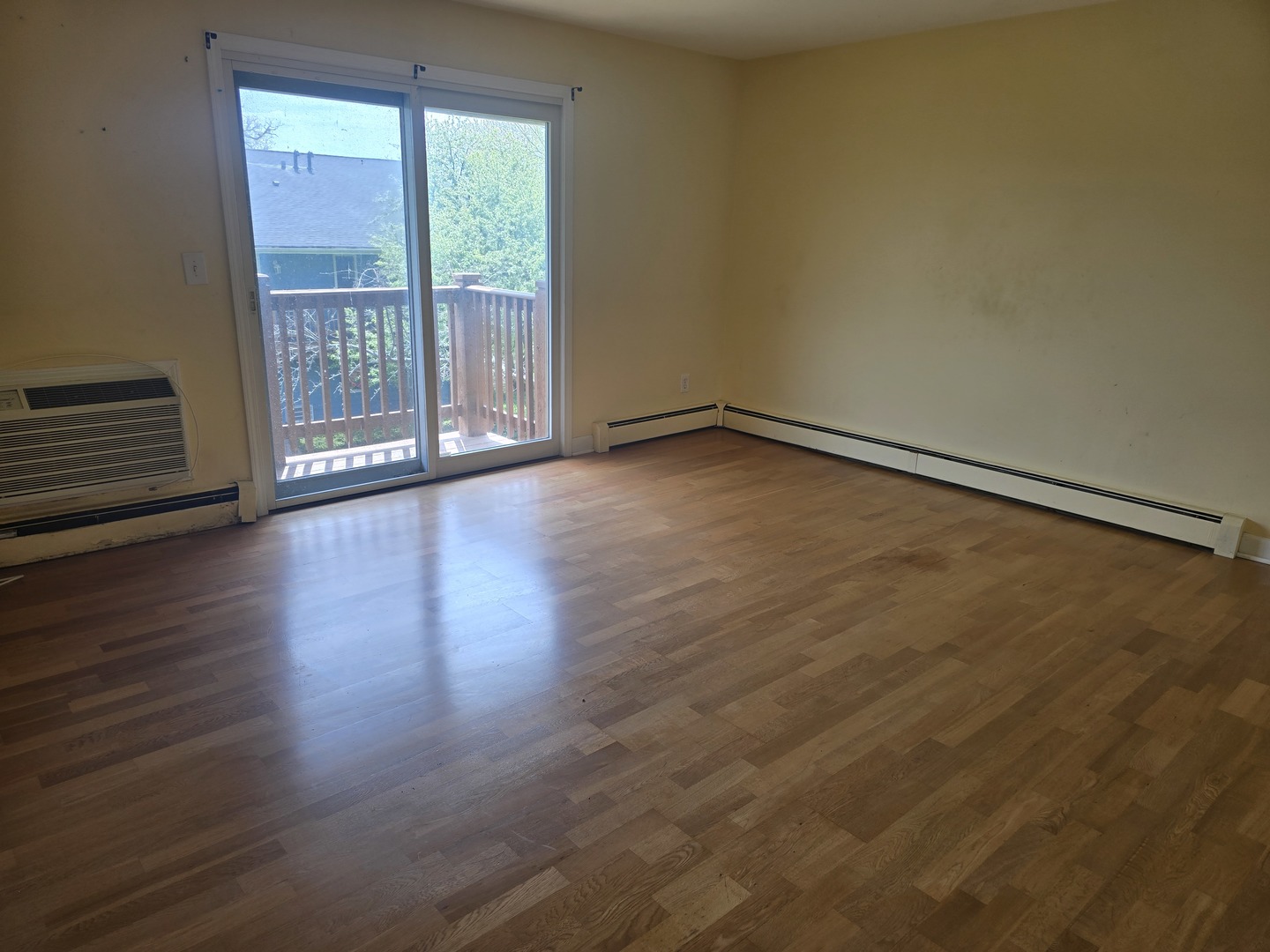 300 Opatrny Drive #222, Fox River Grove, IL 60021