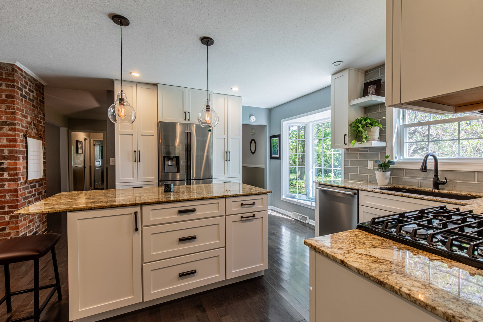 101 W Mill Road, Sheffield, IL 61361