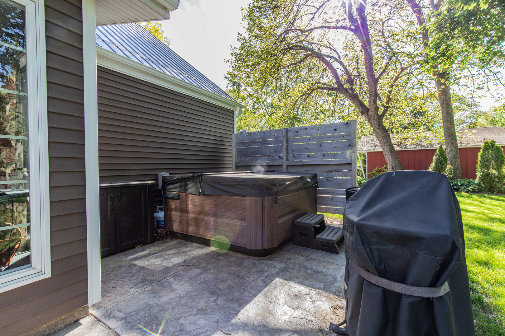 101 W Mill Road, Sheffield, IL 61361