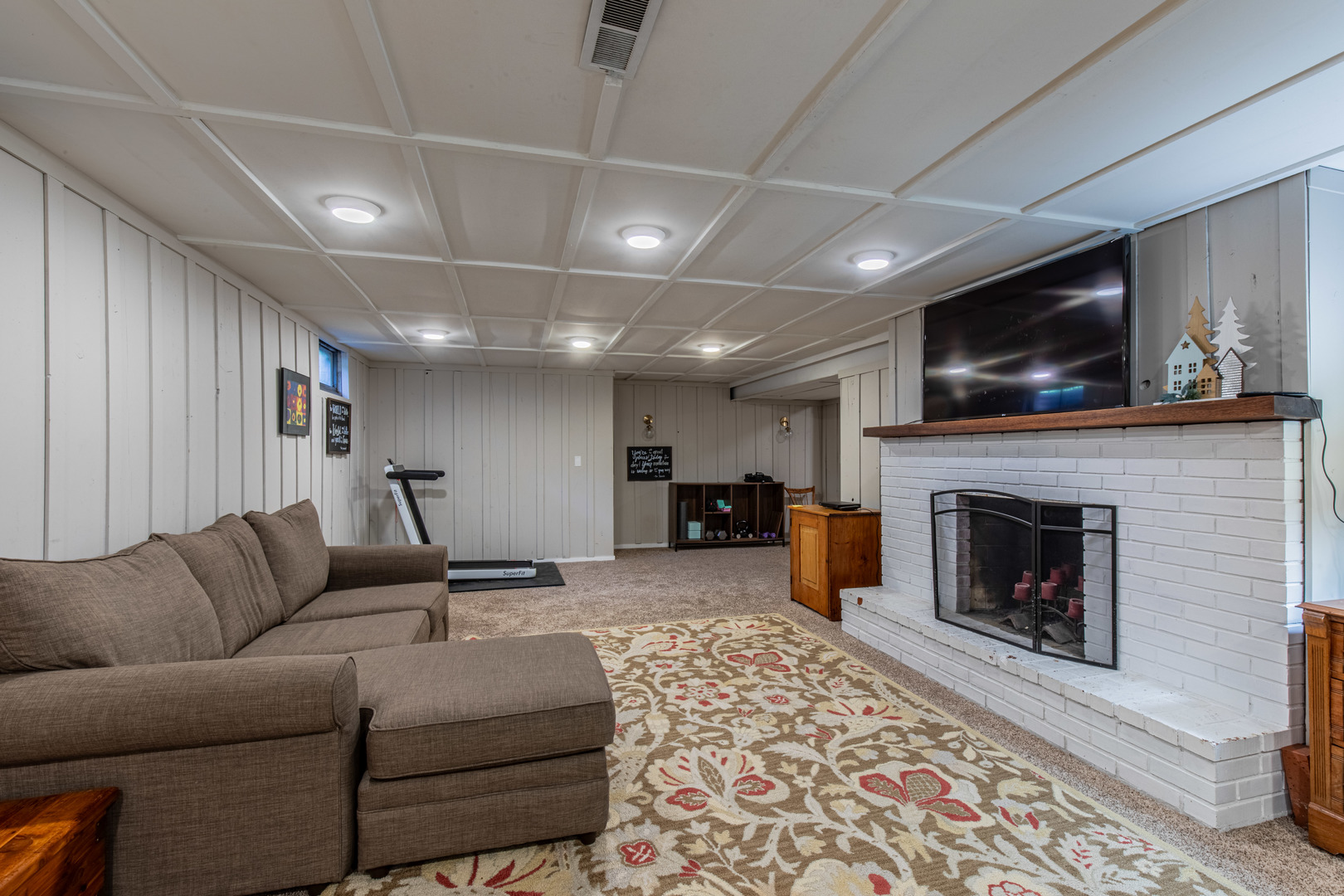 101 W Mill Road, Sheffield, IL 61361